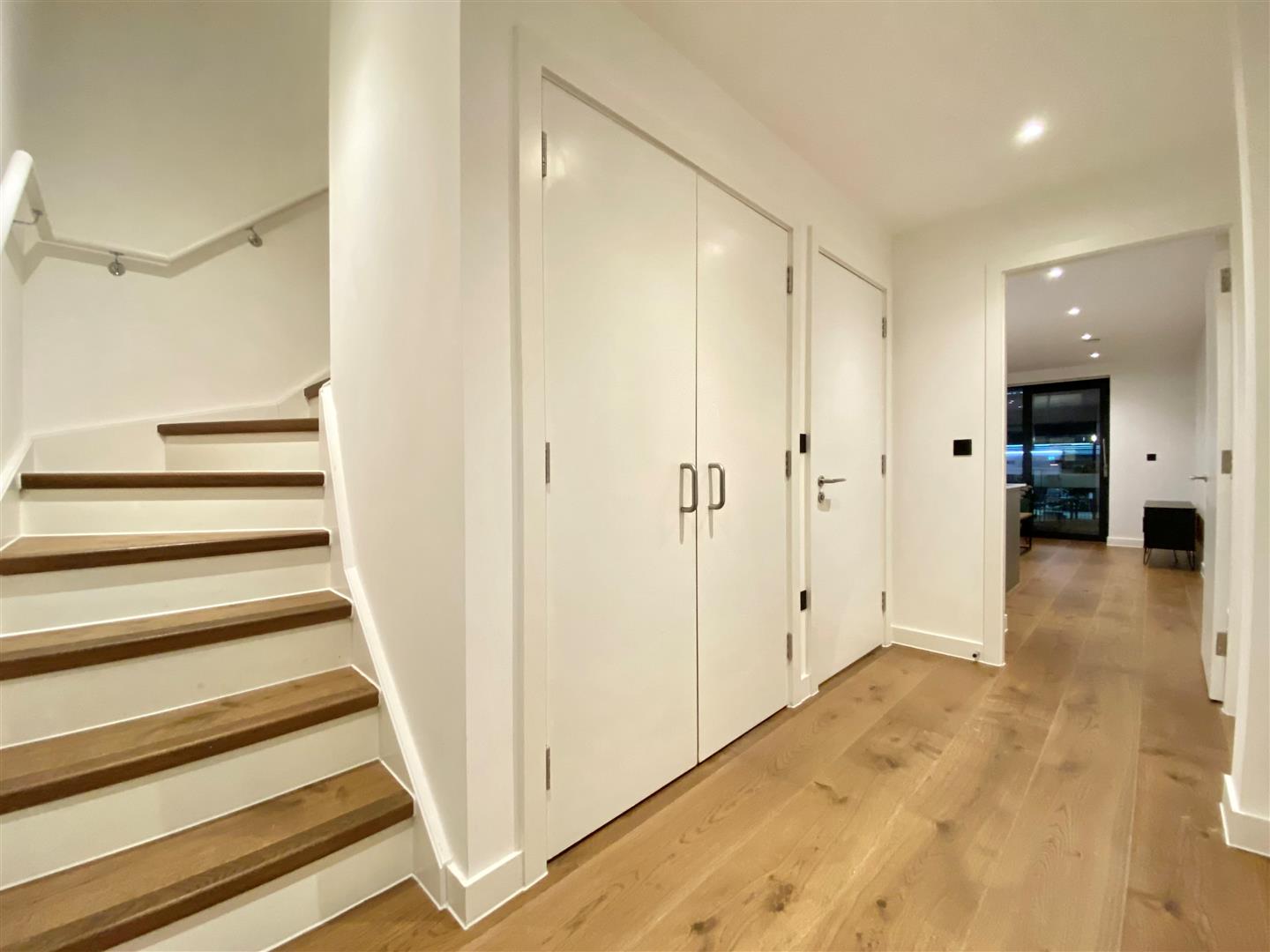 2 Bedroom Apartment To Buy image 10